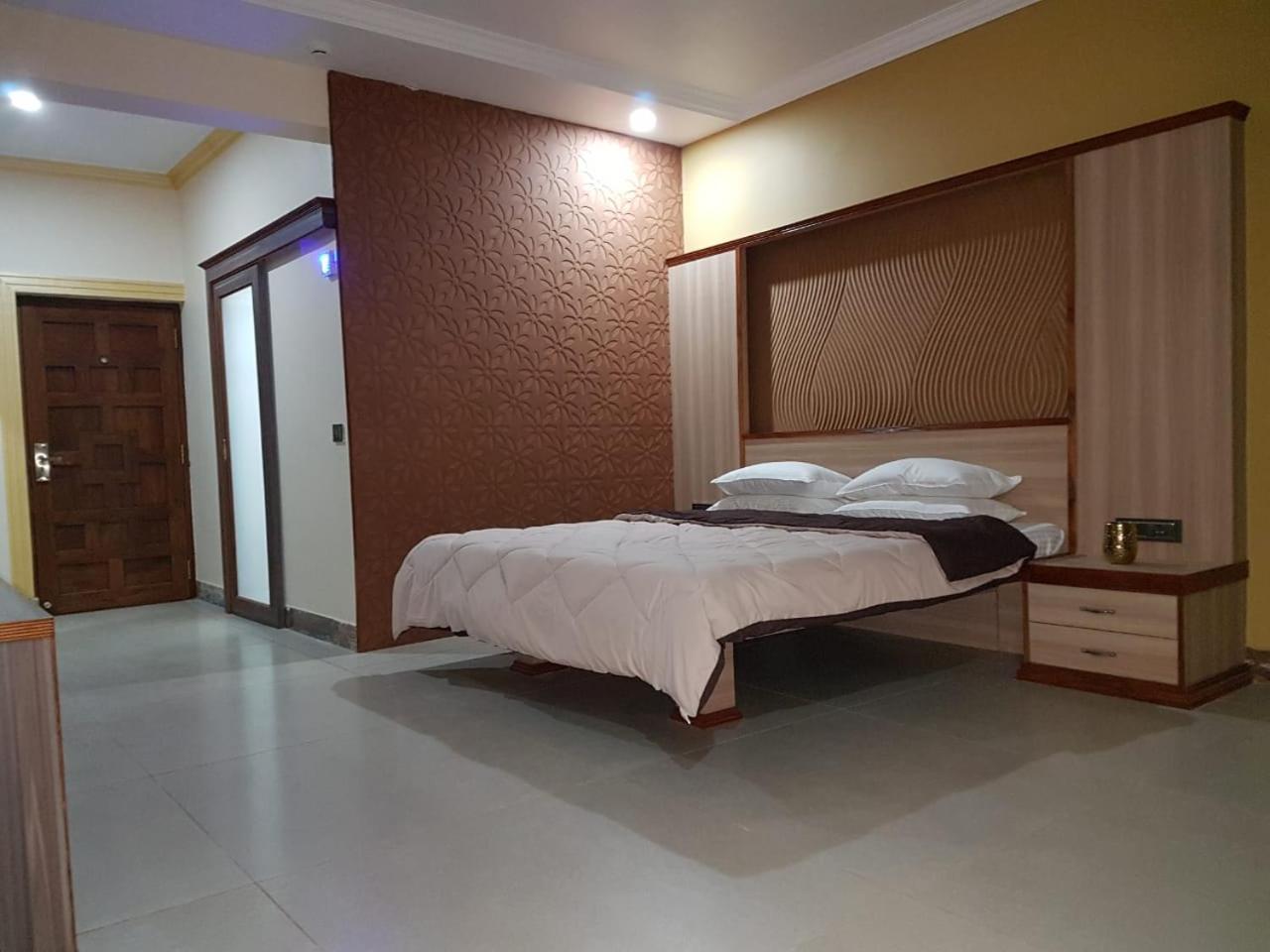 Jm Vista Suites Mapusa Exterior photo
