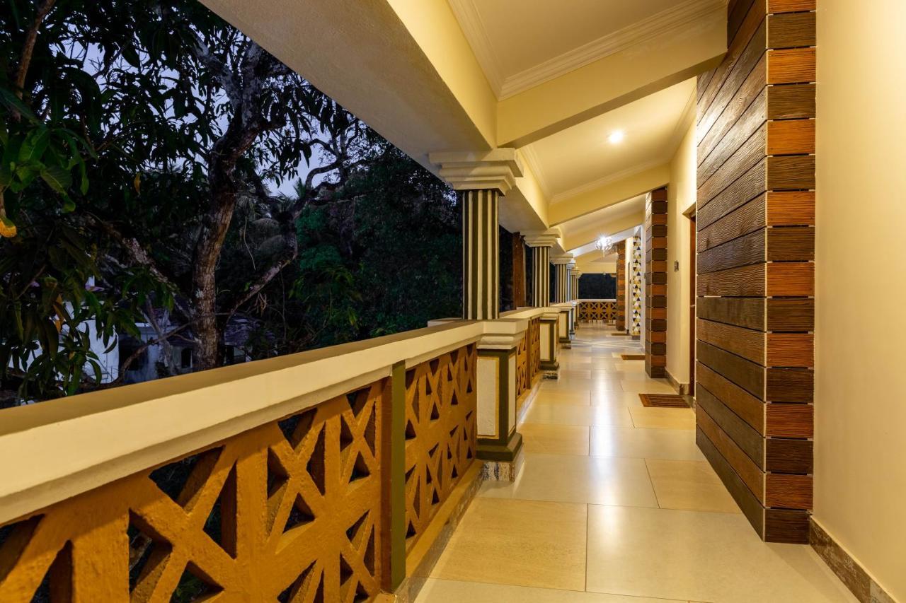 Jm Vista Suites Mapusa Exterior photo